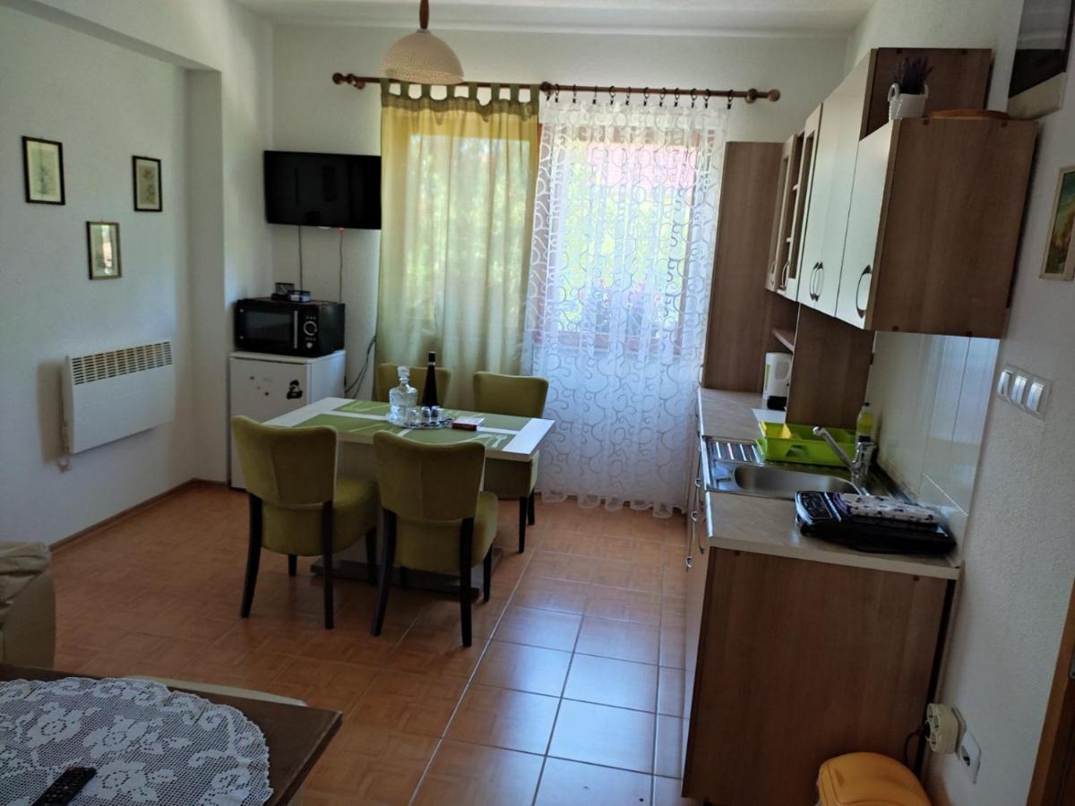 Apartman Hujic Leilighet Bihać Eksteriør bilde